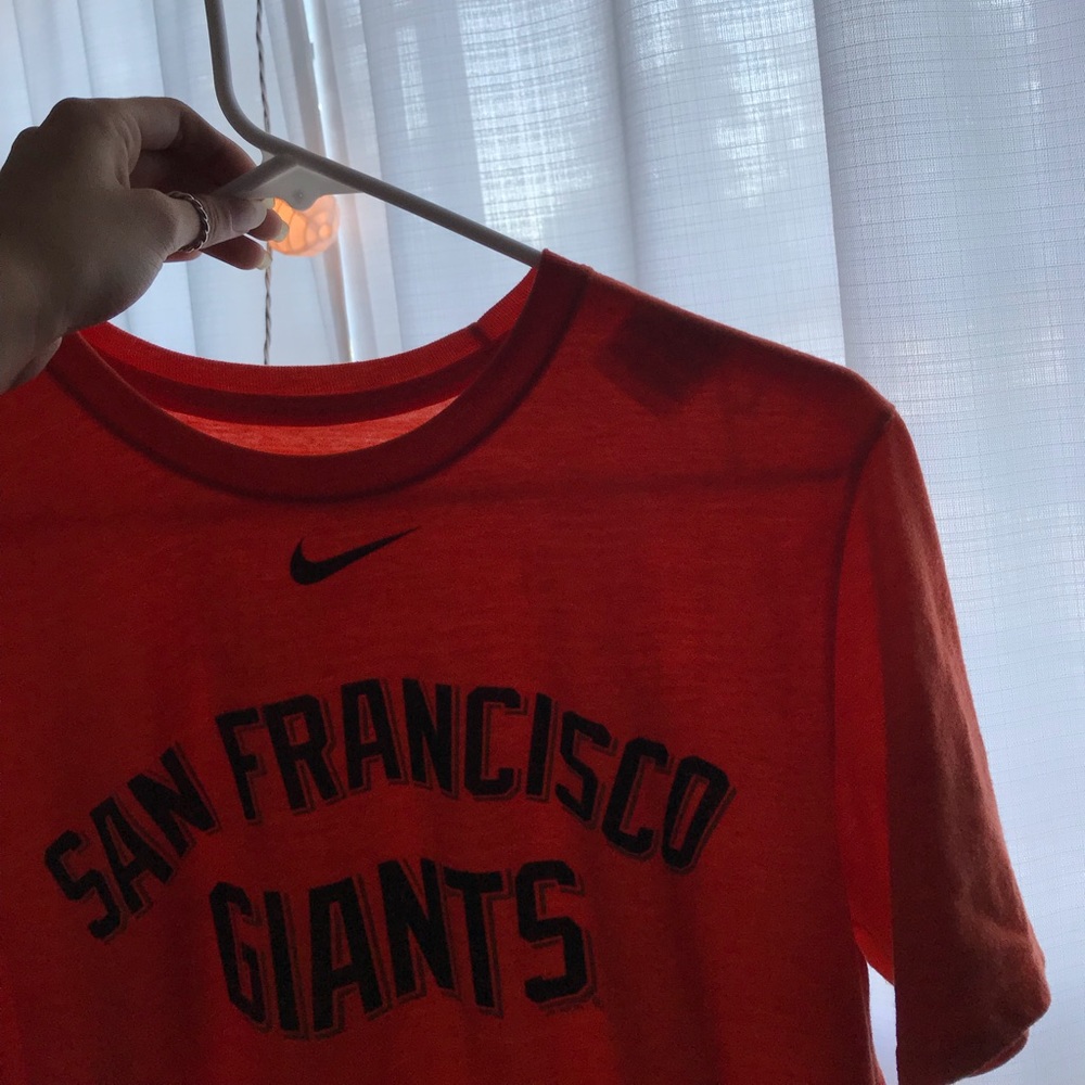 Nike giants shirt